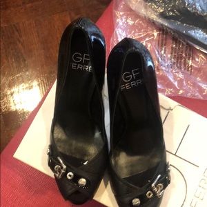 Ferre black high heels open toe shoes. NWT